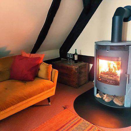 Historische Ferienwohnung Mit Kamin In Lich Exterior photo